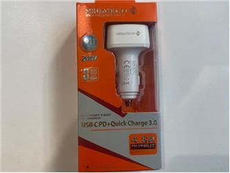 Megatech MTC-05  Beyaz 24W 4.8A 2 USB 1 PD Araç Çakmaklık Şarj Başlığı Hızlı Şarj